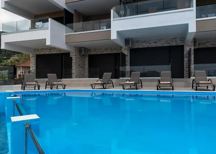 Katerina Luxurious Sea View Апартаменты *