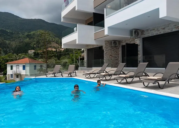 Katerina Luxurious Sea View Апартаменты *