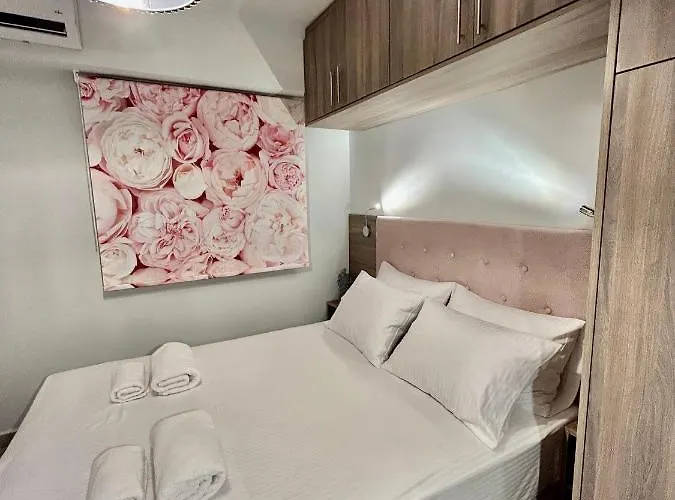 Апартаменты Katerina Luxurious Sea View *