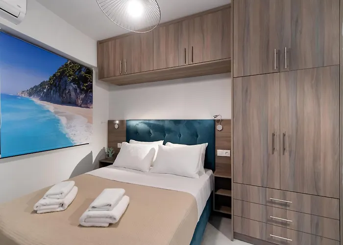 Katerina Luxurious Sea View Апартаменты *