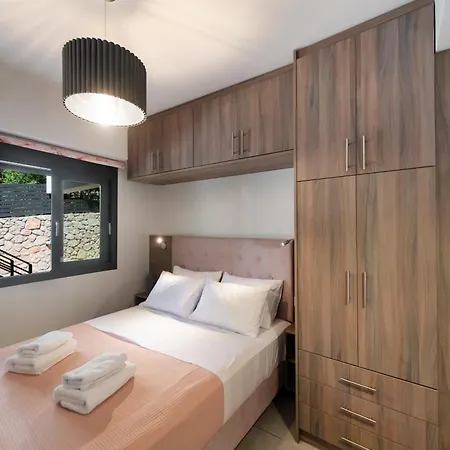 Katerina Luxurious Sea View Apartament