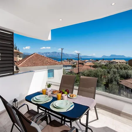 Katerina Luxurious Sea View * Nikiana